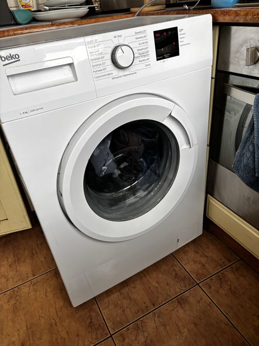 Biala pralka beko