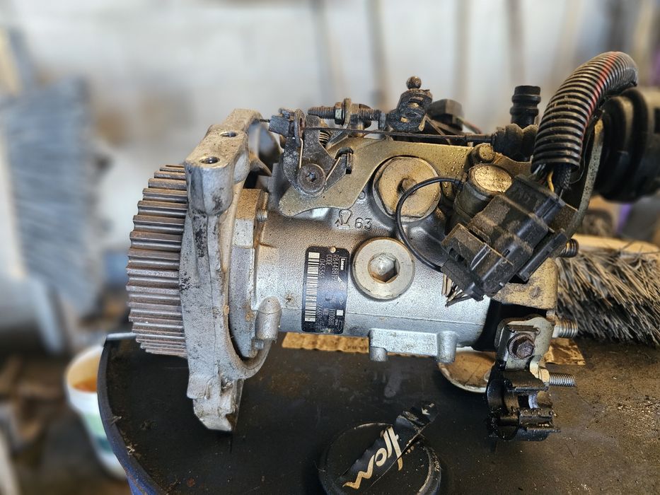 Bomba lucas Renault kangoo 1.9