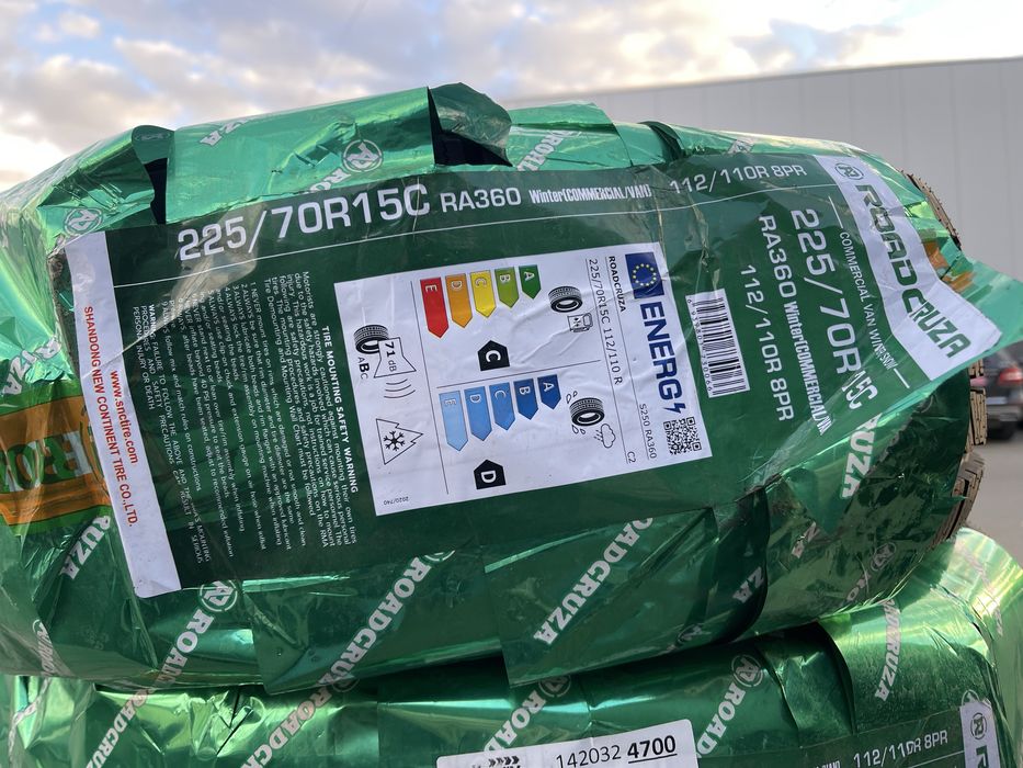 Шини нові зима 225/70R15c ROARCRUZA 25рік 2 або 4 шт