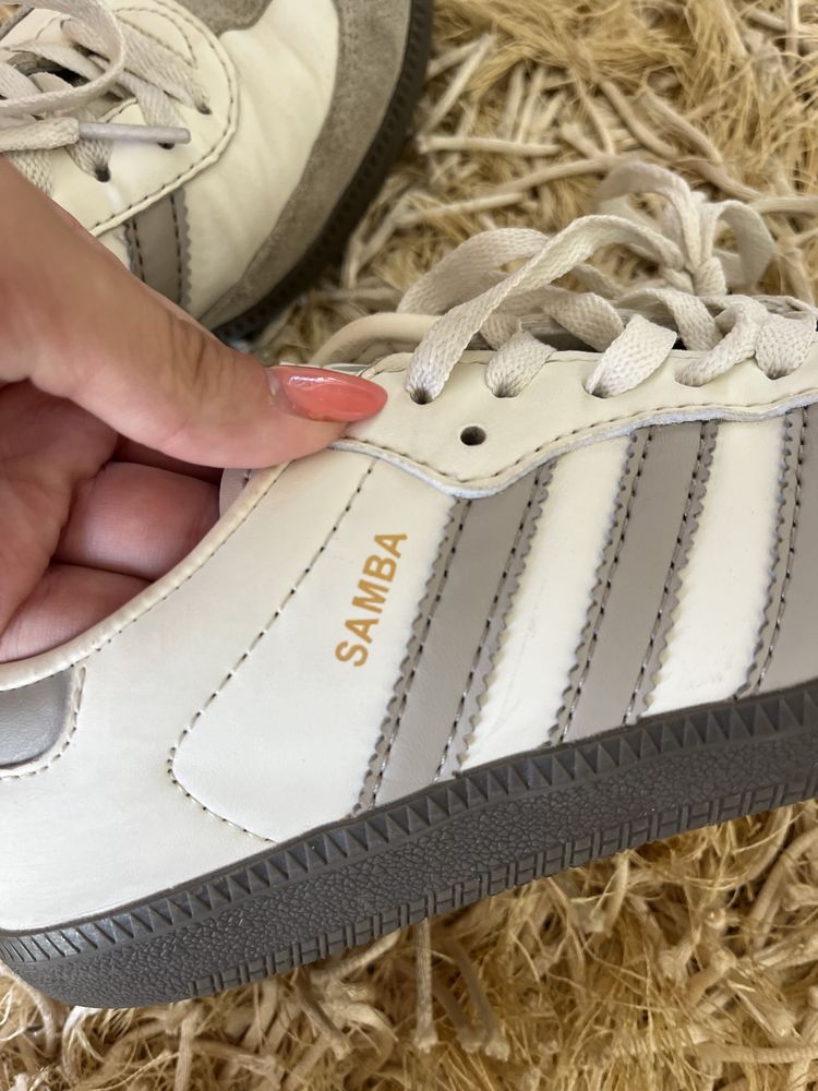tenis samba og cinza