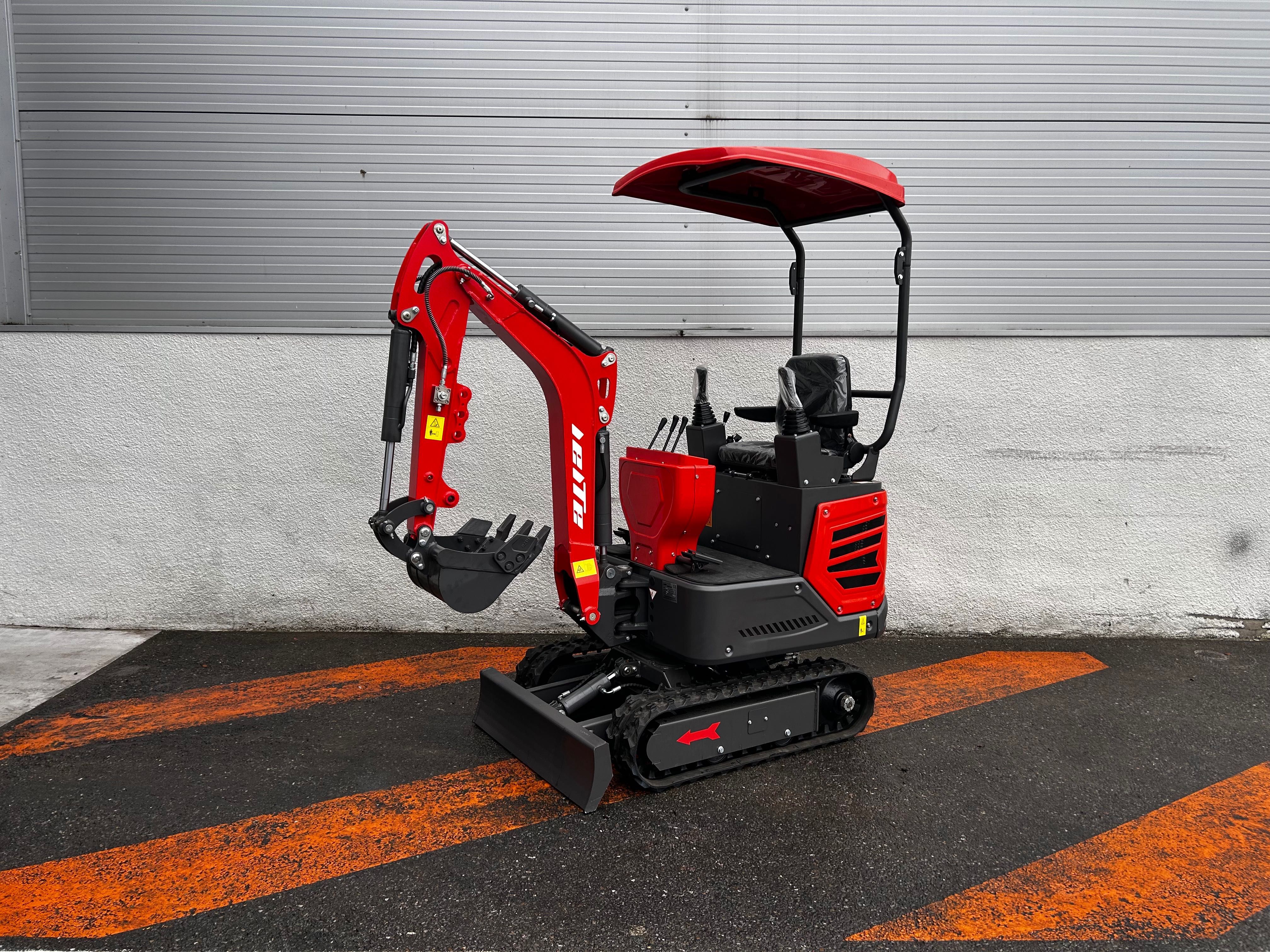Mini escavadora giratórias / 1200 kg / com manete nos apoios de braço