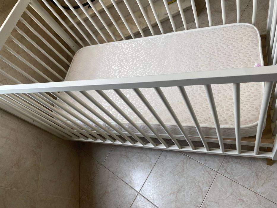 Berço braço com madeira