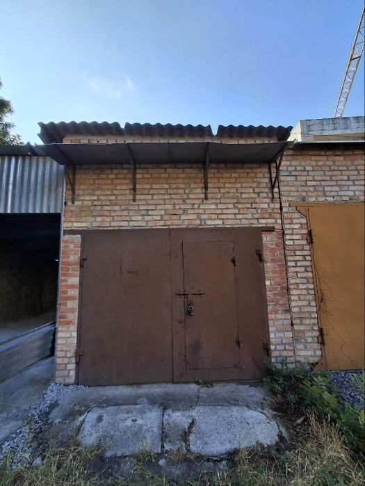 Продам сталінку в Центрі міста/Є-відновлення/Гараж