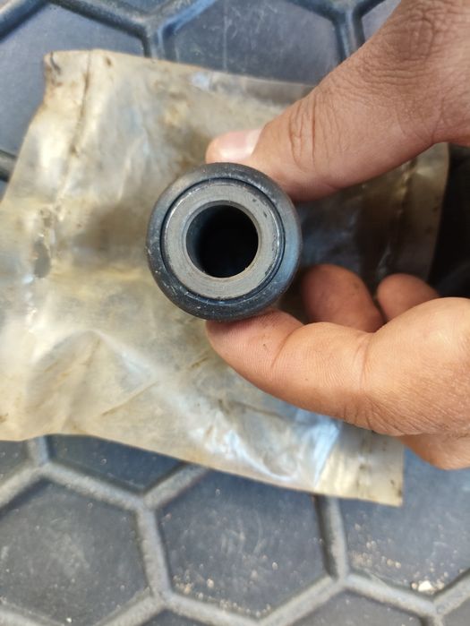 49001-BN01A Сайлентблок рулевой рейки Nissan Almera Classic