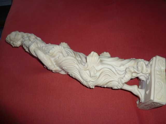 Alabaster figurka bogini 46cm
