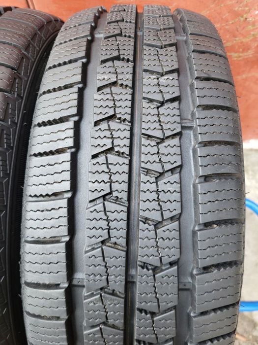 225/65/16c R16 Nexen Winguard WT1 зима 2  шт