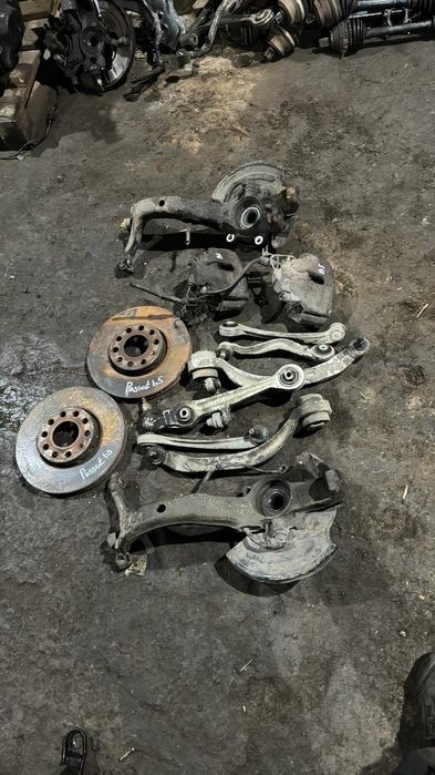 Амортизатор passat b5 Ходовка Пружина Цапфа audi  Рейка Піввісь пасат