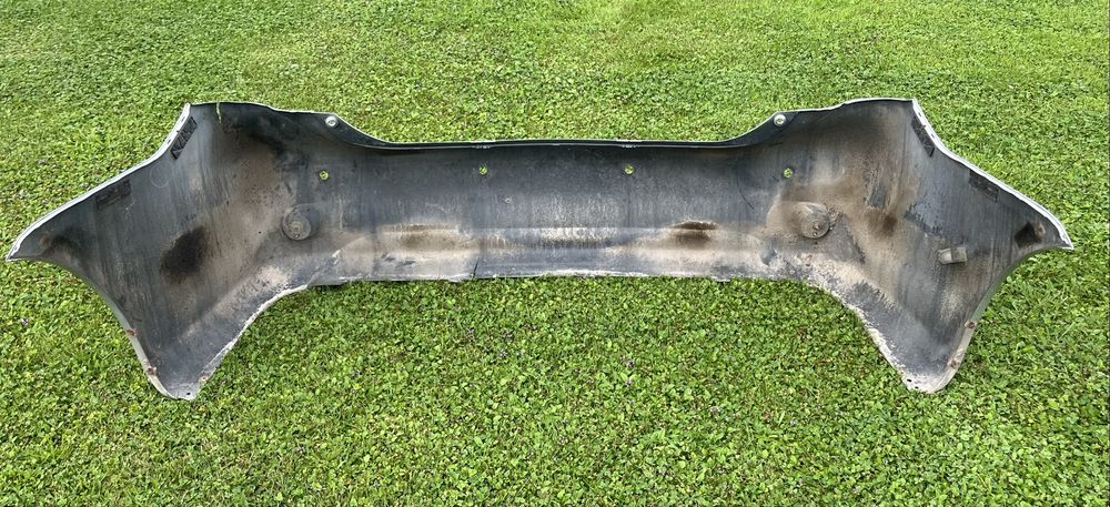 Zderzak tylny Toyota corolla e15