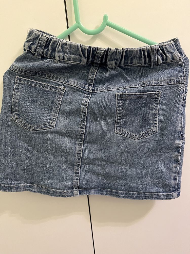 Jeansowa spódniczka dla dziewczynki