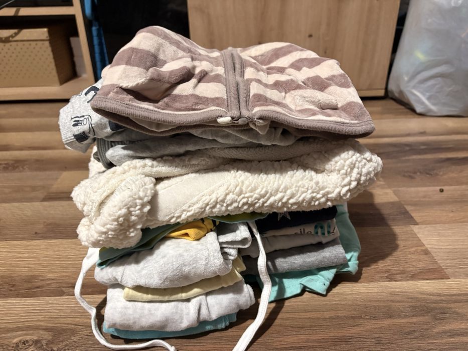 Ubranka dla dzieciatka 56r