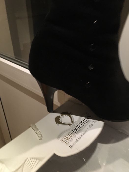 Сапоги. Козаки високі. 38, 38,5. Демісез. Натур. замш.