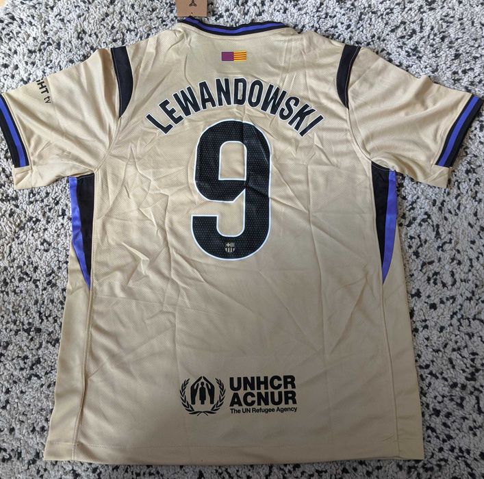 Koszulka wyjazdowa FC Barcelona 25/26 – Lewandowski 9 Rozmiar L