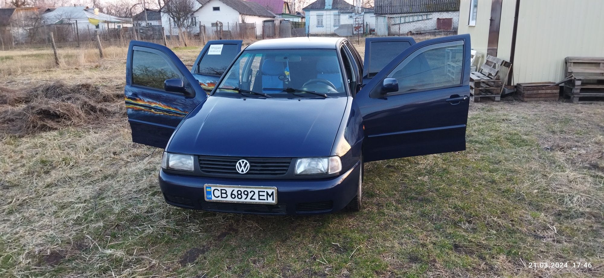 Авто Wolkswagen polo