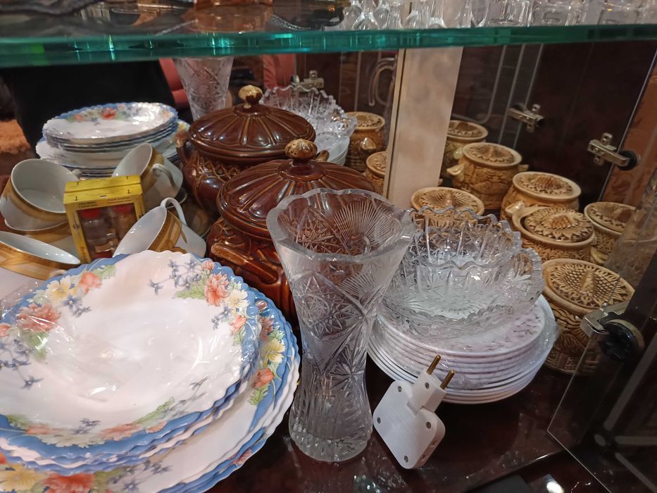 посуда кухонная ежедневная праздничная на выбор