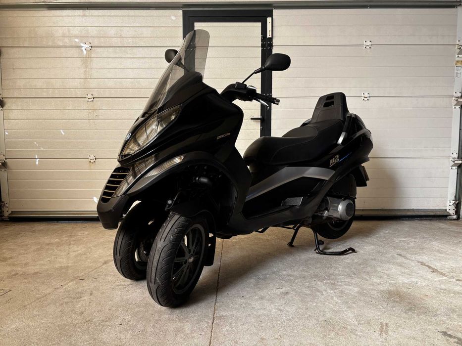 Piaggio MP3 RL 250