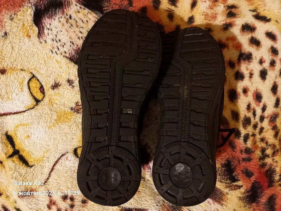 Кросівки Under Armour 41
