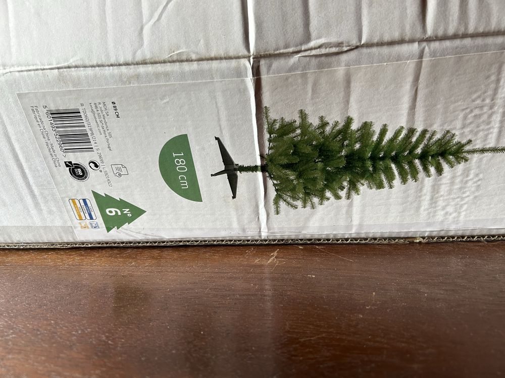 Vendo arvore de natal