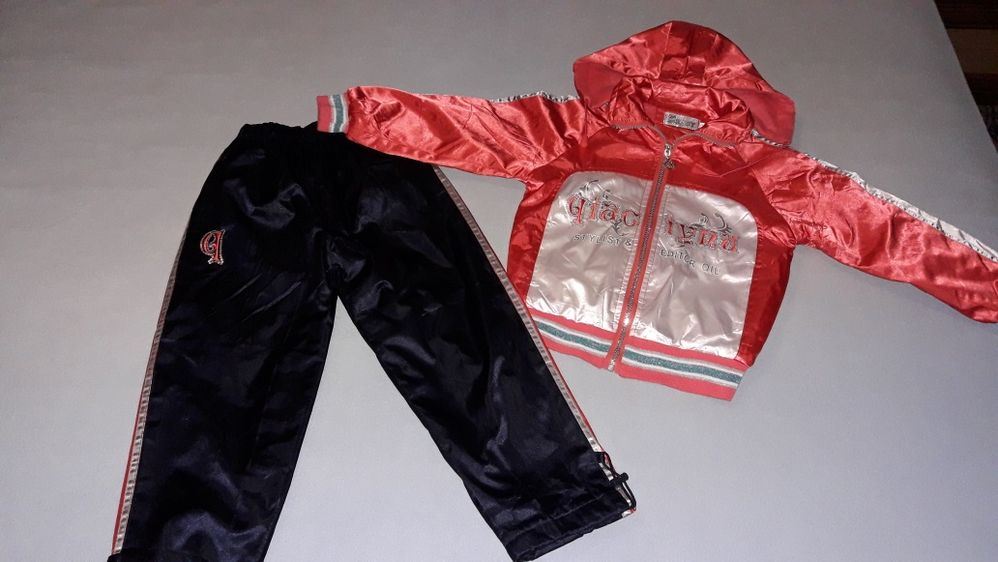 Костюм спортивний куртка-кофта,штани,3 -5лет