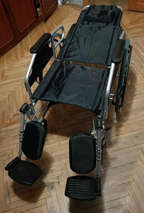 Візок багатофункціональний інвалідний складний