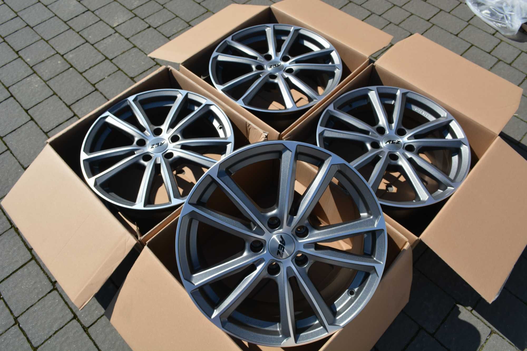 Felgi 17 5x112 Audi Vw Skoda Seat Nowe 4szt