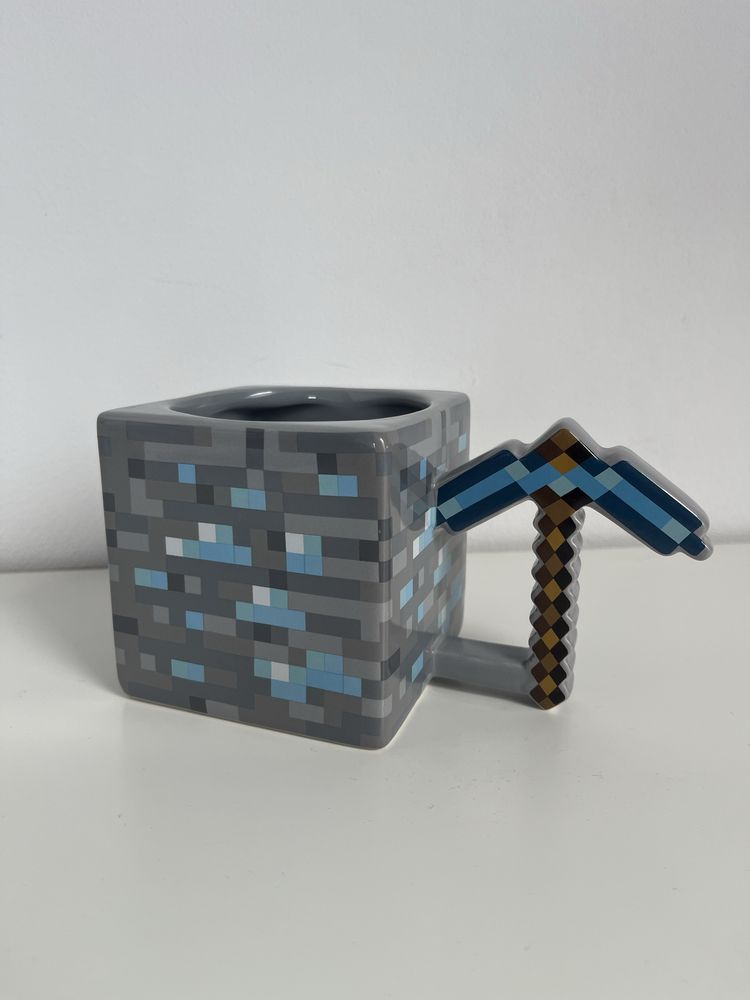 Minecraft Ceramiczny Kubek - blok diamentu z kilofem 500ml