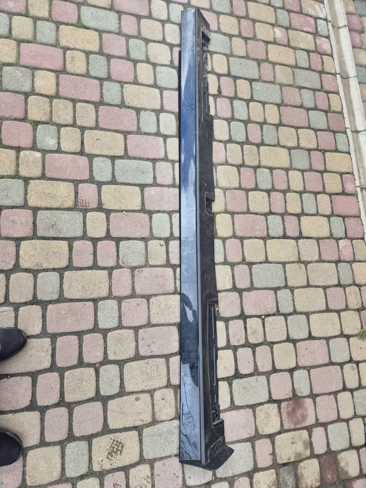 Накладка порога права mazda 3