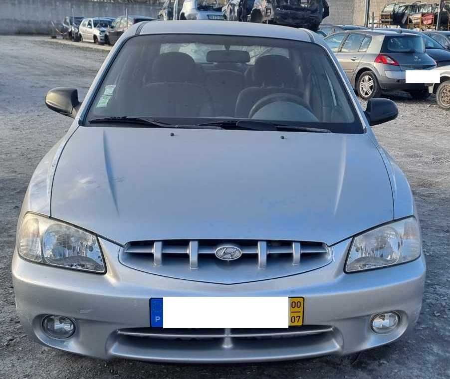 Para peças Hyundai Accent II 1.3 ano 2000