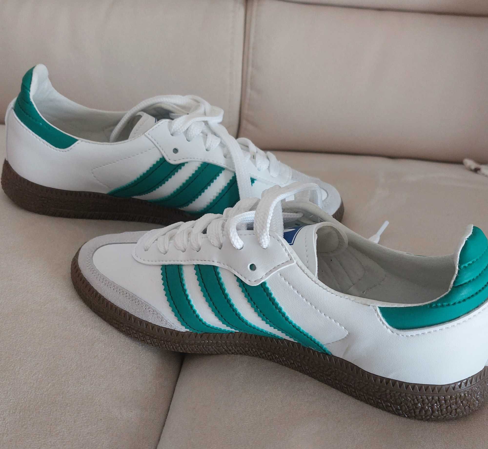 Ténis Adidas, Samba.