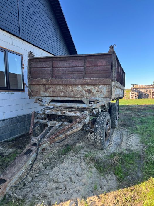 Причіп ГКБ, зіловський з документами.