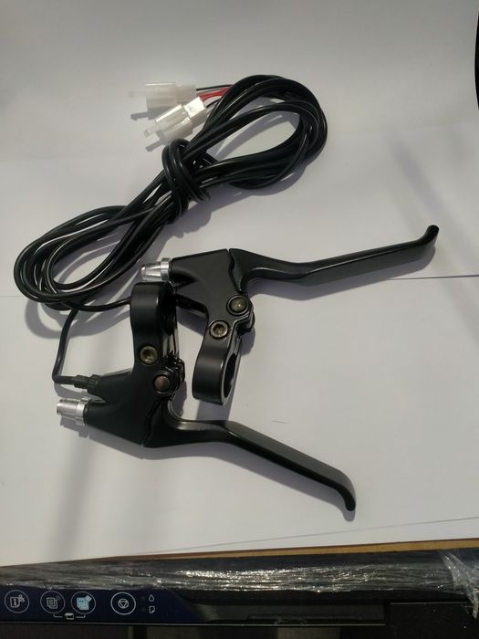 Klamki chamulcowe z odcięciem napięcia