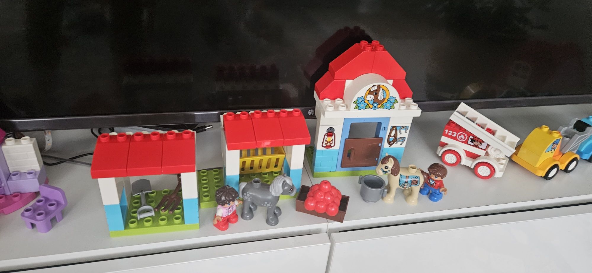 Lego duplo stajnia