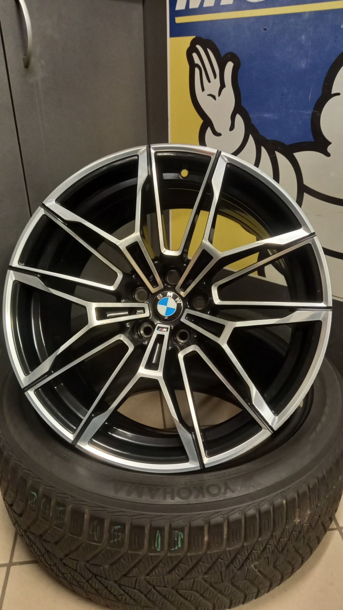 Oryginalna Felga BMW M3 M4 Przód 9.5J 19" ET 20 5x112  1szt