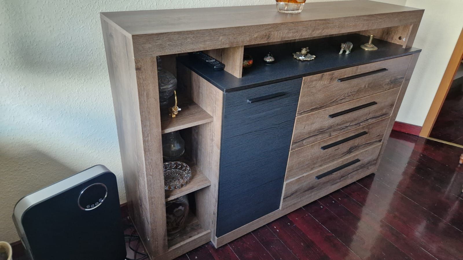 Elegancka komoda do sypialni lub salonu Agata Meble