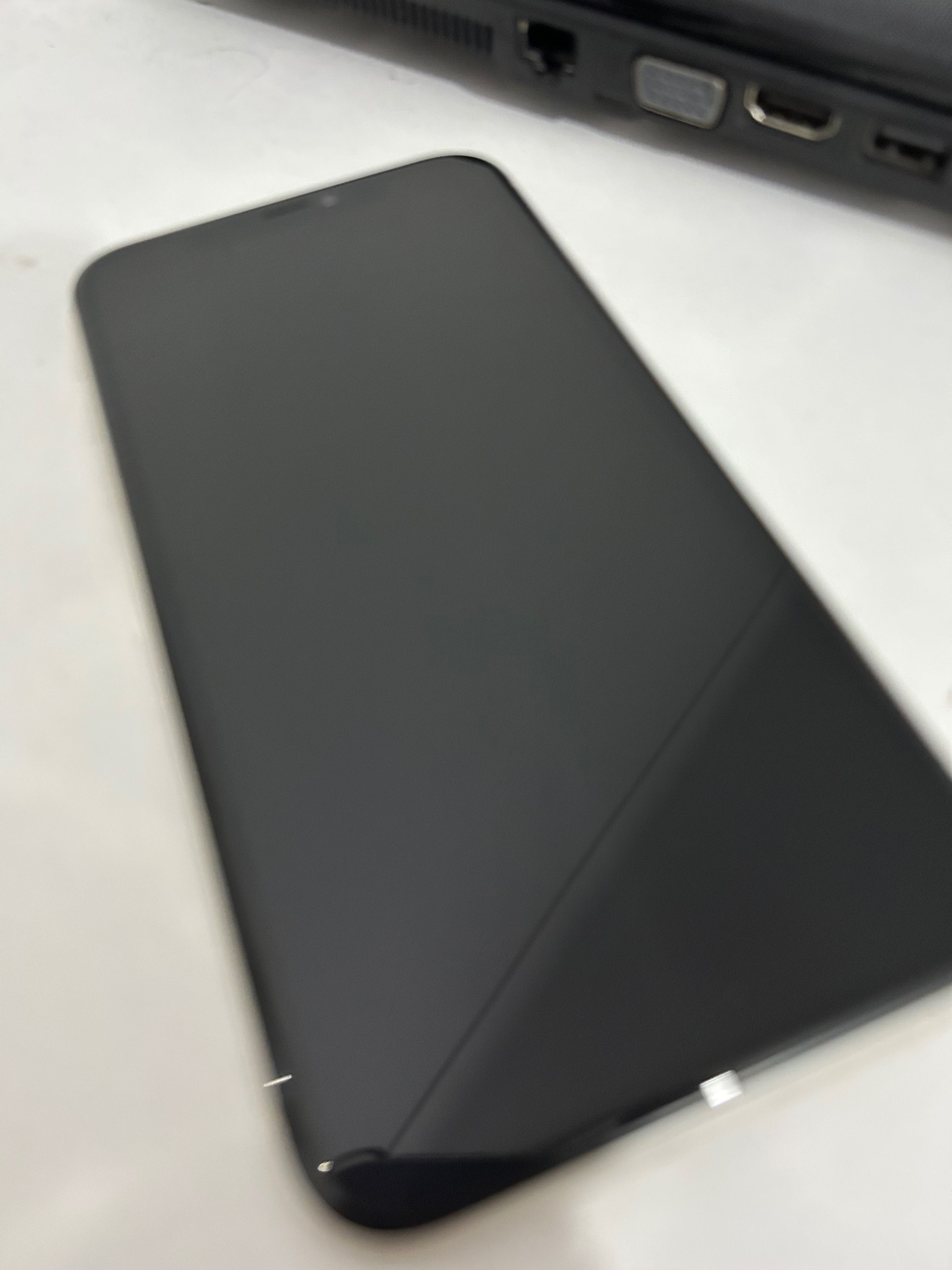pack iPhone 11 + notebook asus