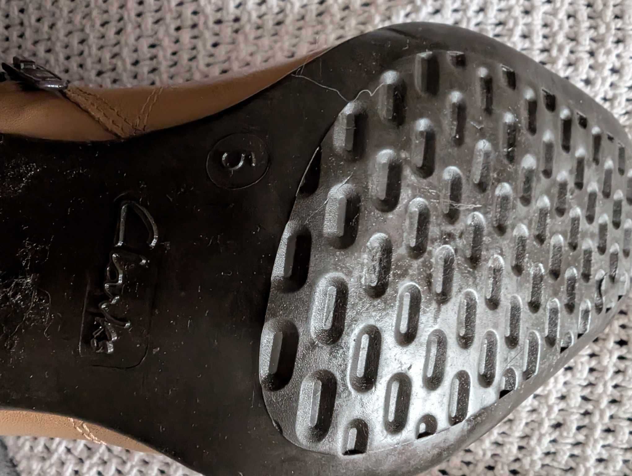 Ботильйони жіночі Clarks