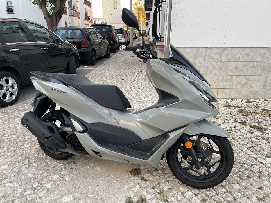 Honda pcx 125 cilidradas ano2023