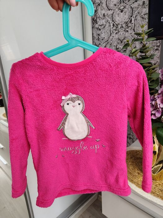 Bluzka sweter różowy polarowy pingwin kokardka  Primark 4/5 lat