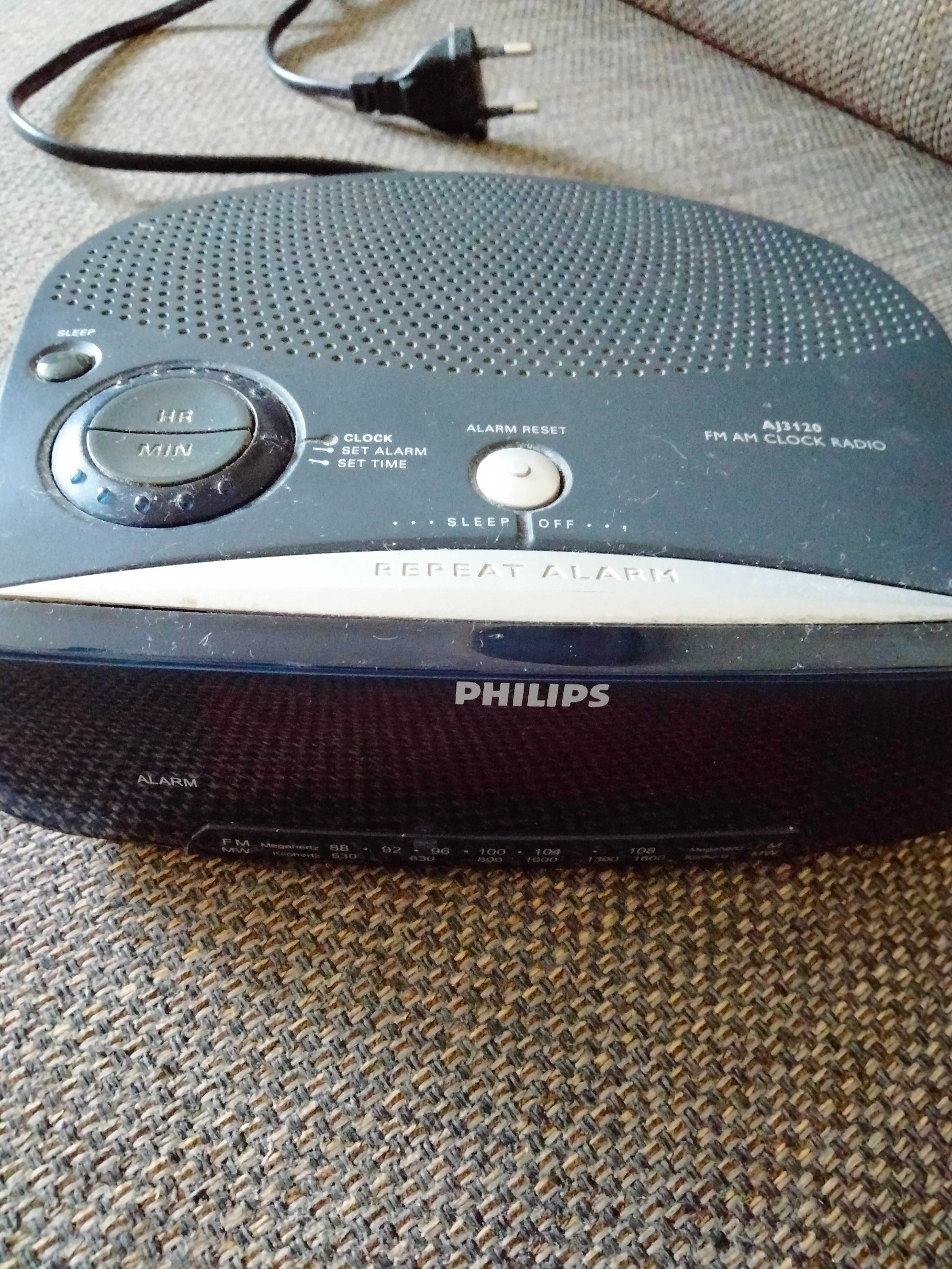 Radio z budzikiem Philips czarne
