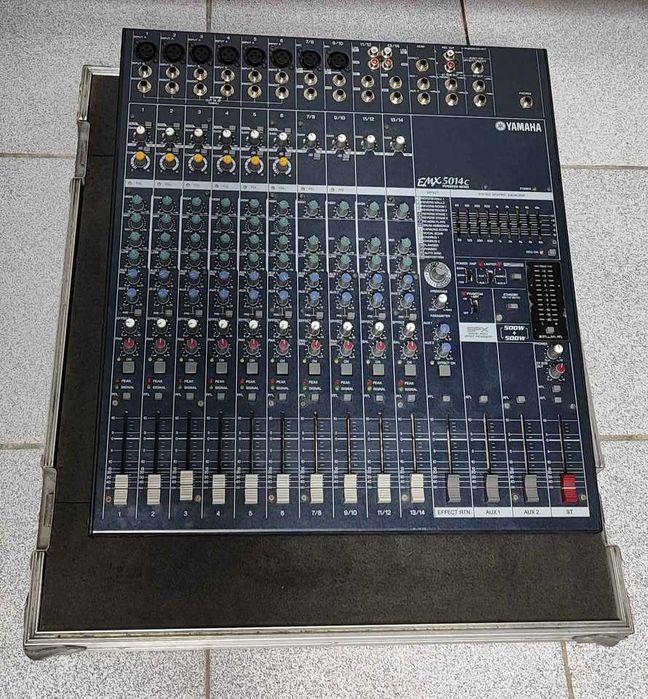 Yamaha EMX5014C como nova