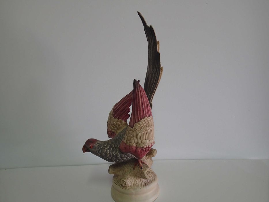 Papagaio em cerâmica, MAGROU