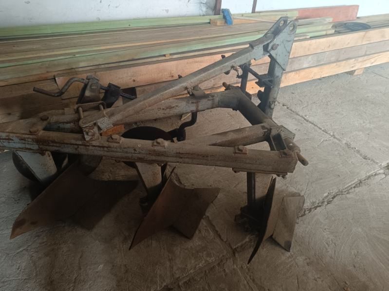 Pług 3 skibowy
