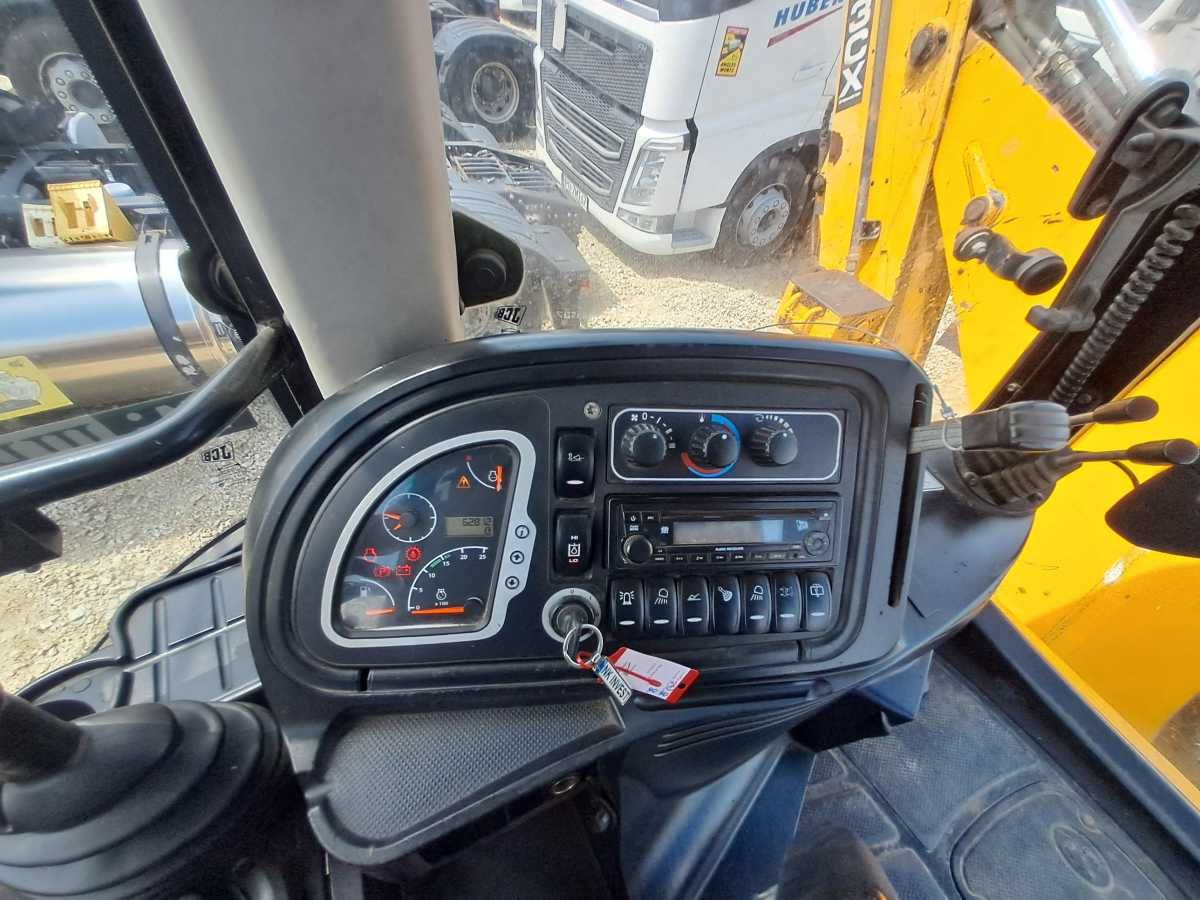 Koparko ładowarka JCB 3CX 14M4WE – 2014 – 8135 kg – poleasingowa