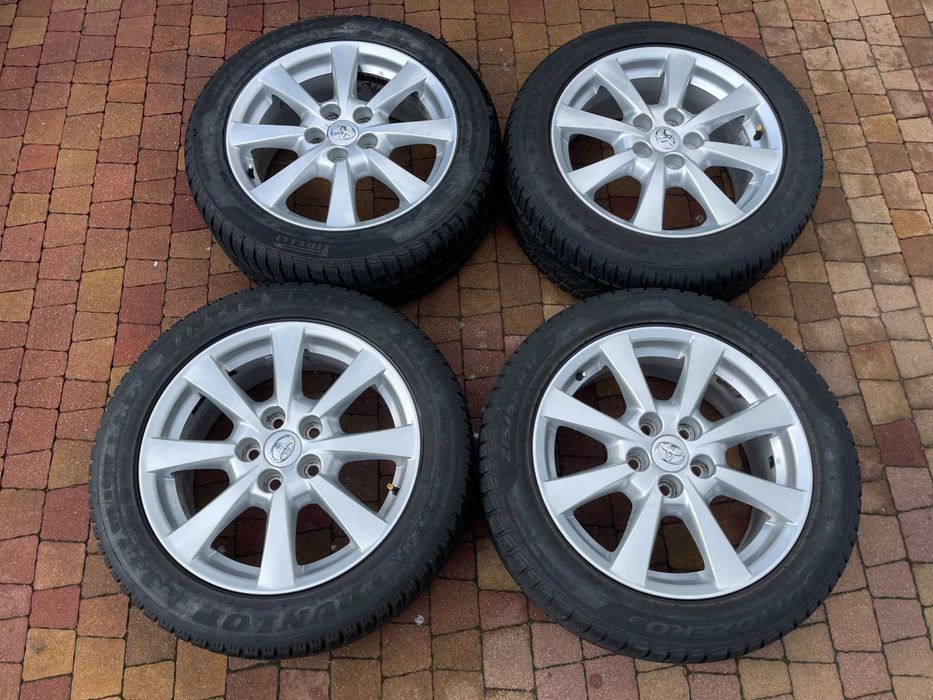 3952. Koła zimowe Avensis Yaris Cross oryginalne 5x114.3 215/55/17