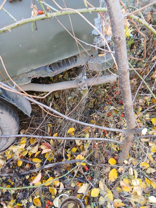 Продам форд на ходу є моменти по кузову ціна 300