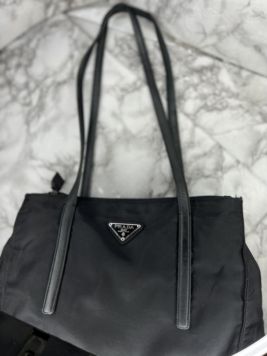 Сумка сумочка нейлон и кожа Prada оригинал