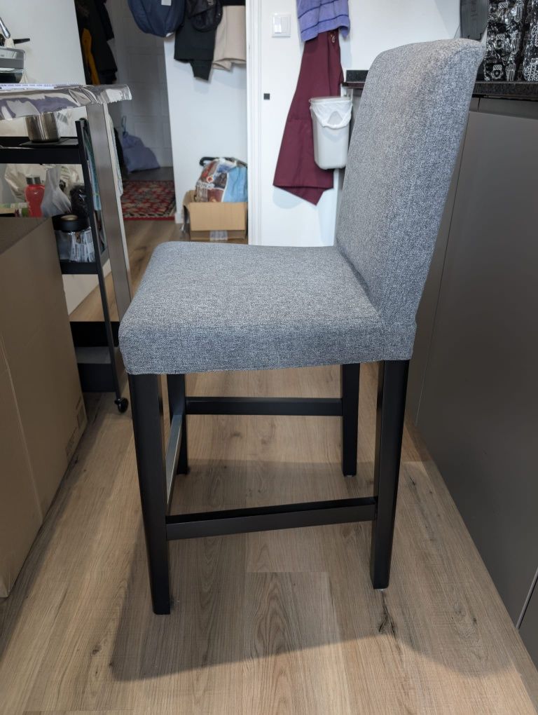 Banco alto com encosto IKEA - 2 unidades