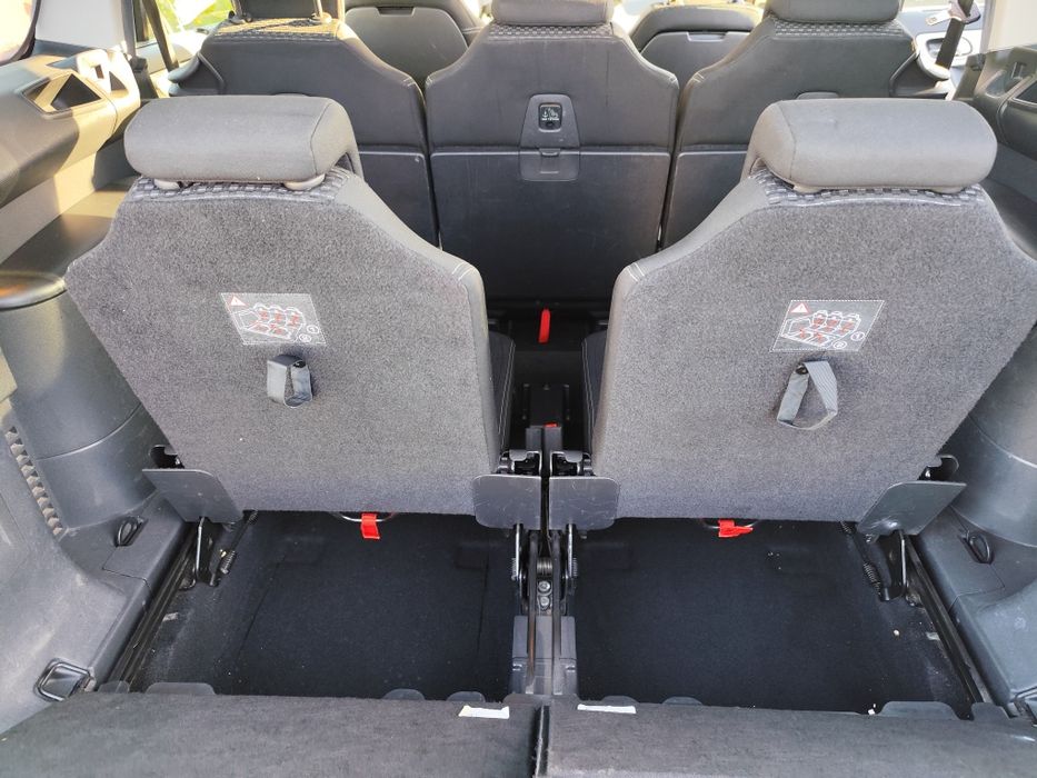 Citroen C4 Grand Picasso fotel fotele 3 rząd prawy lewy
