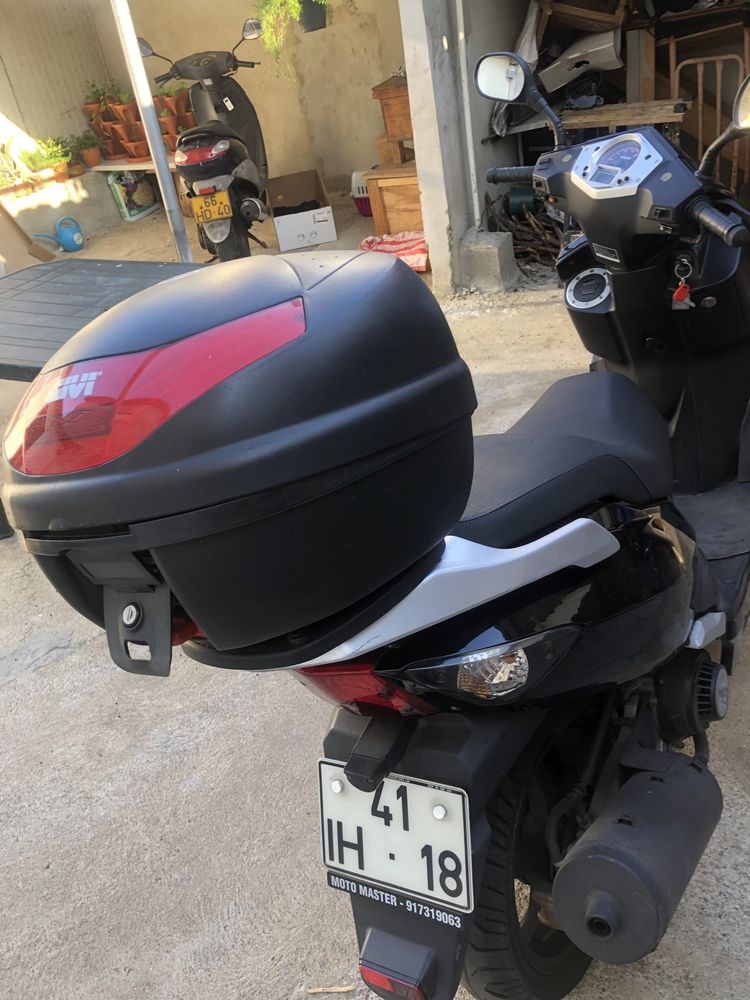 Scooter 125 Daelin s1