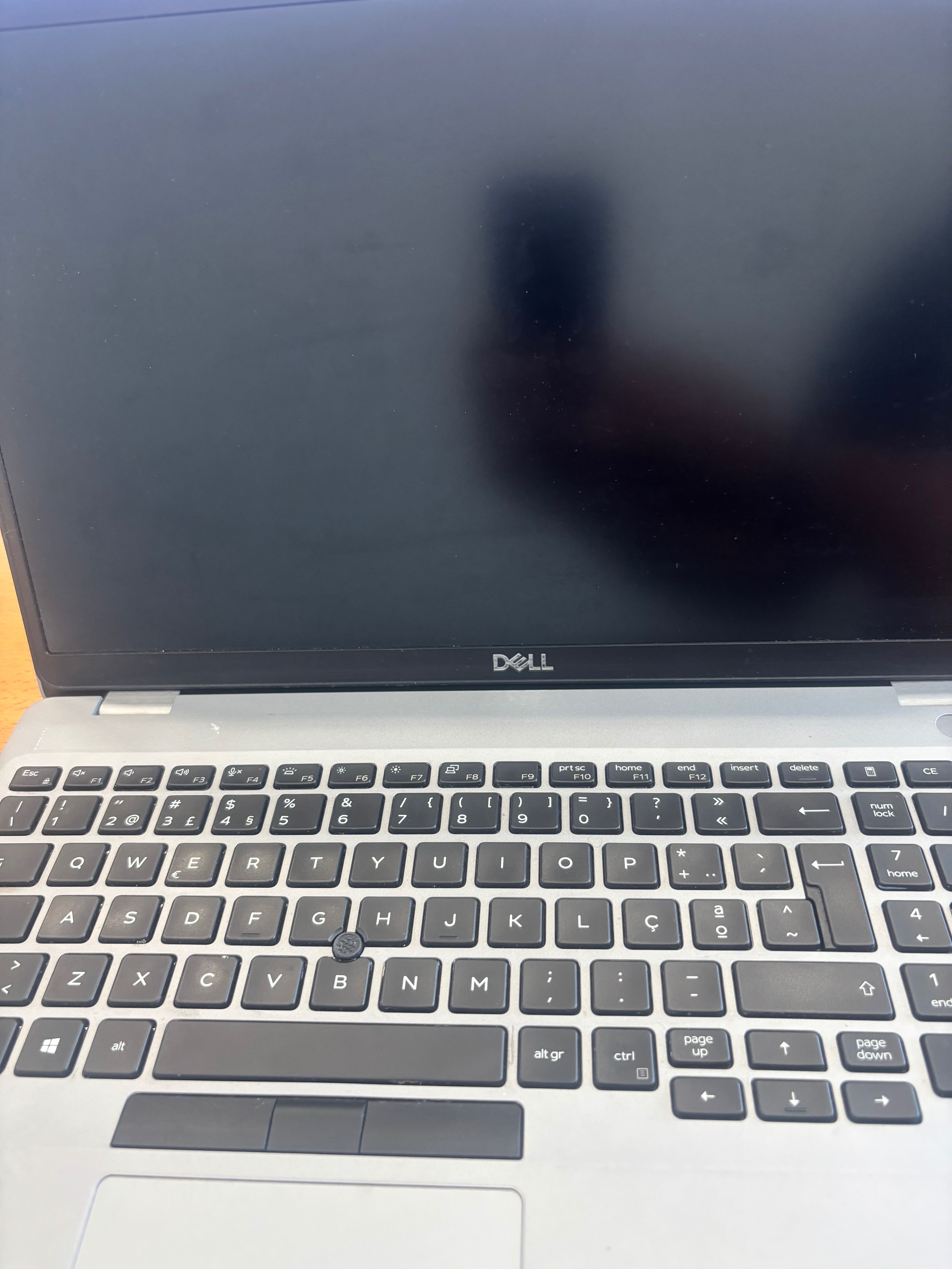 Portátil Dell Latitude 5510