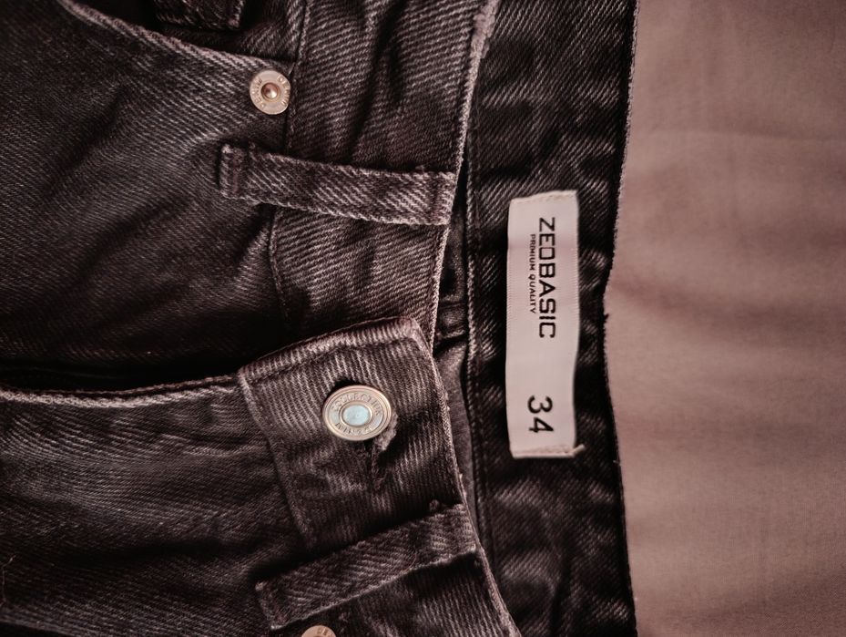 Чорні джинси беггі